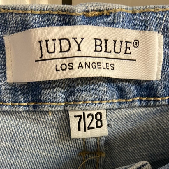 Judy Blue boyfriend jeans light wash frayed distressed Sz 28 - Picture 5 of 7